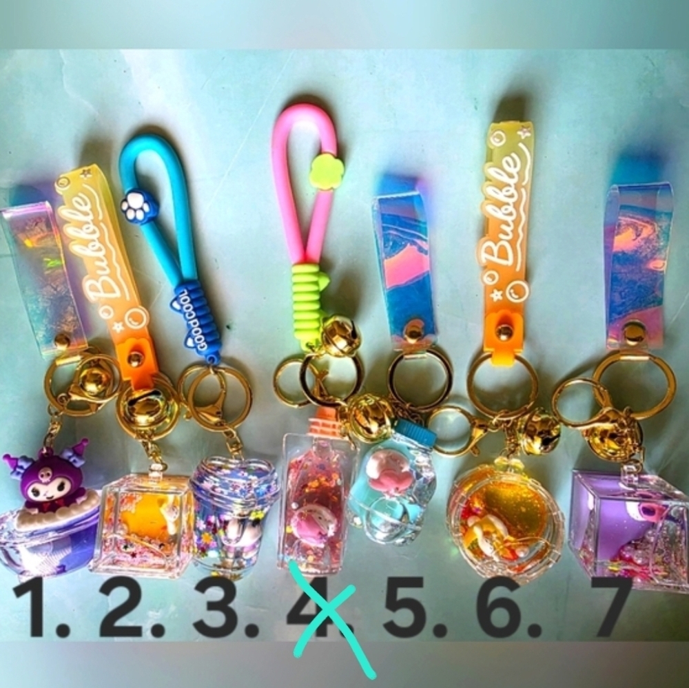 Liquid Filled Keyrings w/characters